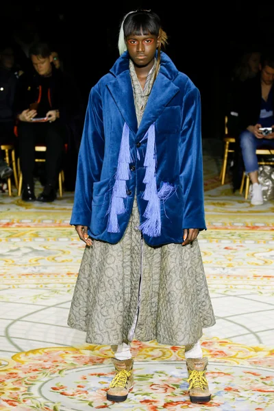 Look 33